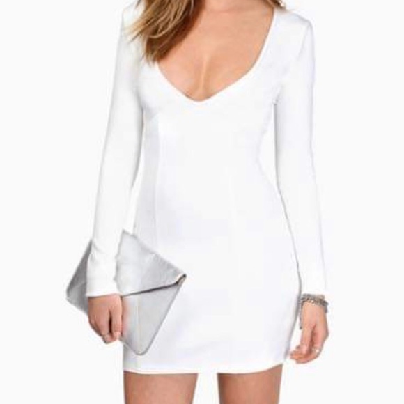 🌟Tobi White&Sequins dress size small🕊🤍🪩 - Picture 2 of 7